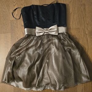 Josh & Jazz 7/8 Gold And Black Dress